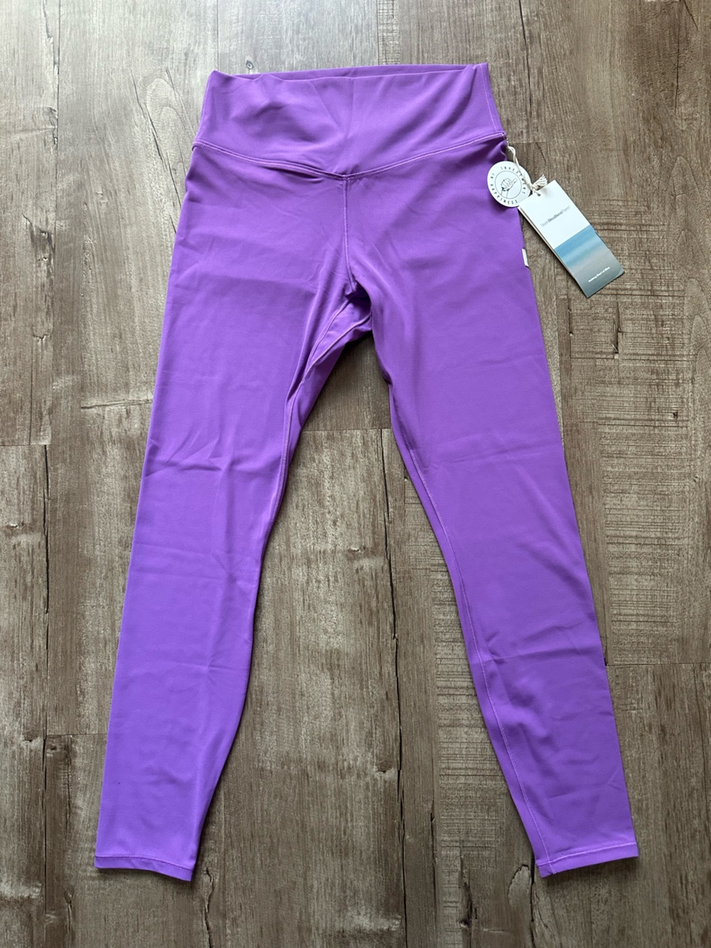 Vuori All The Form Legging (bright violet) Medium - NWT